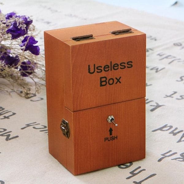 Anti-Stress Toy <Br>Useless Box